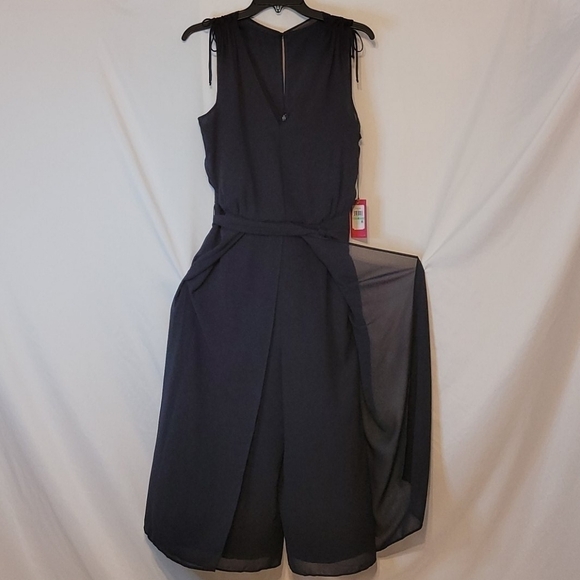 Vince Camuto Chiffon Cropped Leght Navy Blue size 10 Jumpsuit - Picture 13 of 13